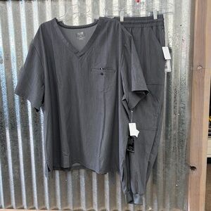 Koi Men’s Scrub Set-Heather Grey-3XL Top/2XL jogger pant-Short Length